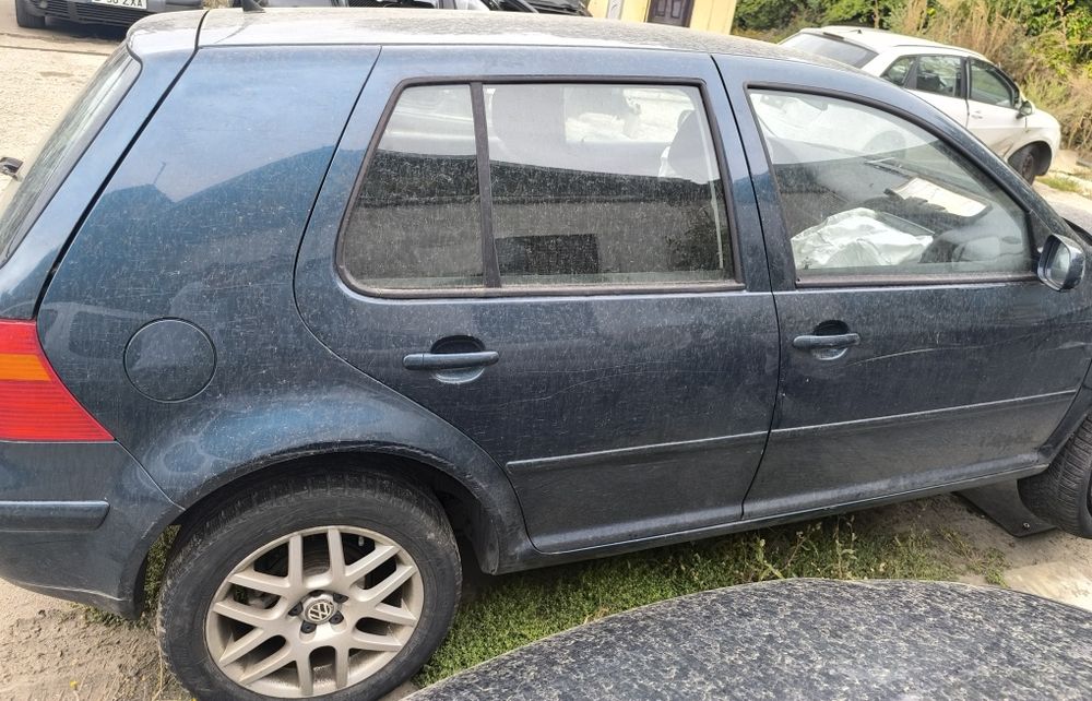 Usa / usi / haion   Vw Golf 4