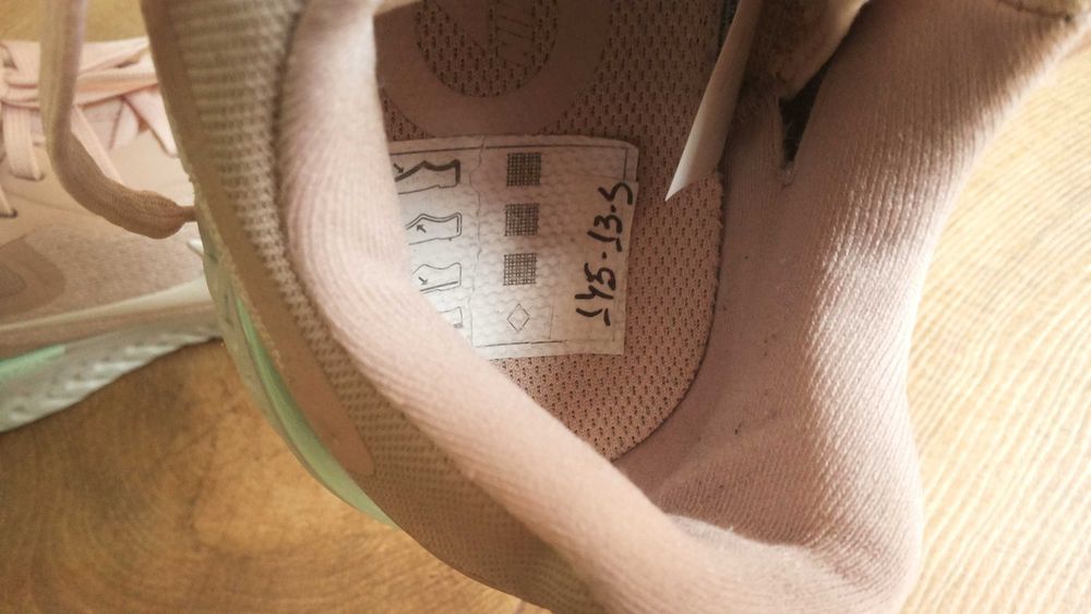 NIKE Odyssey React Particle Pink Размер EUR 39 / UK 5,5 дамски маратонки 145-13-S