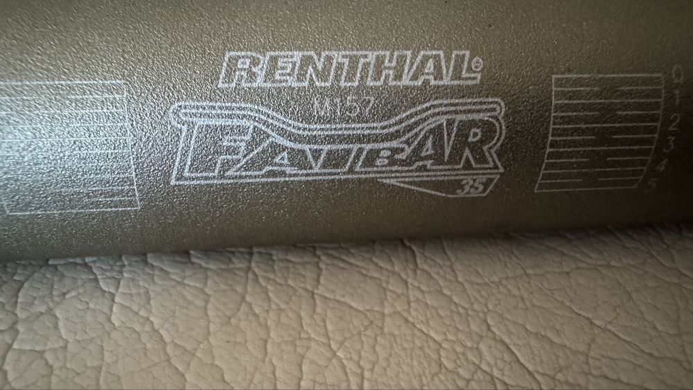 Renthal Fatbar MTB кормило