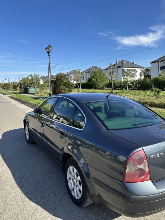 Vând Volkswagen passat b5.5