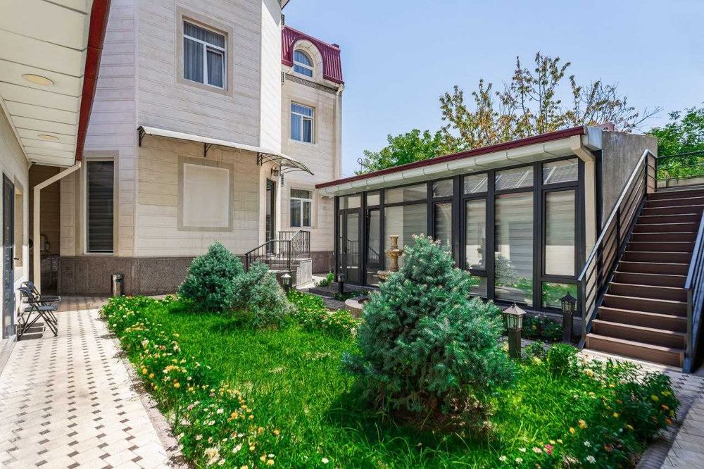 City Hotel – Toshkent shahar , Bobur Park yaqinida