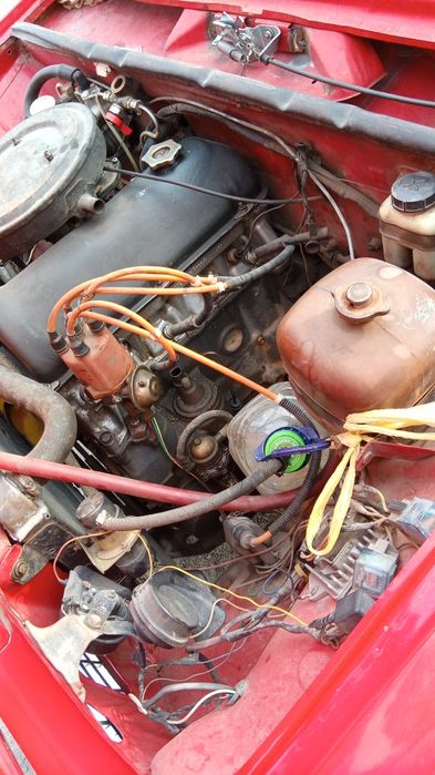 Jiguli 1982 sotiladi kelishamiz