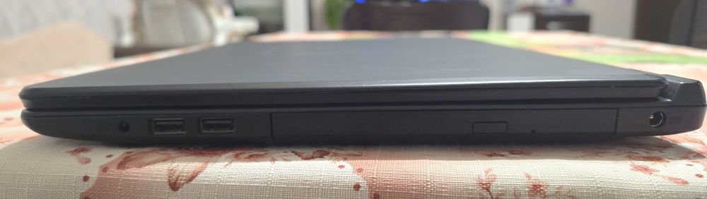 Геймърски лаптоп Medion Erazer