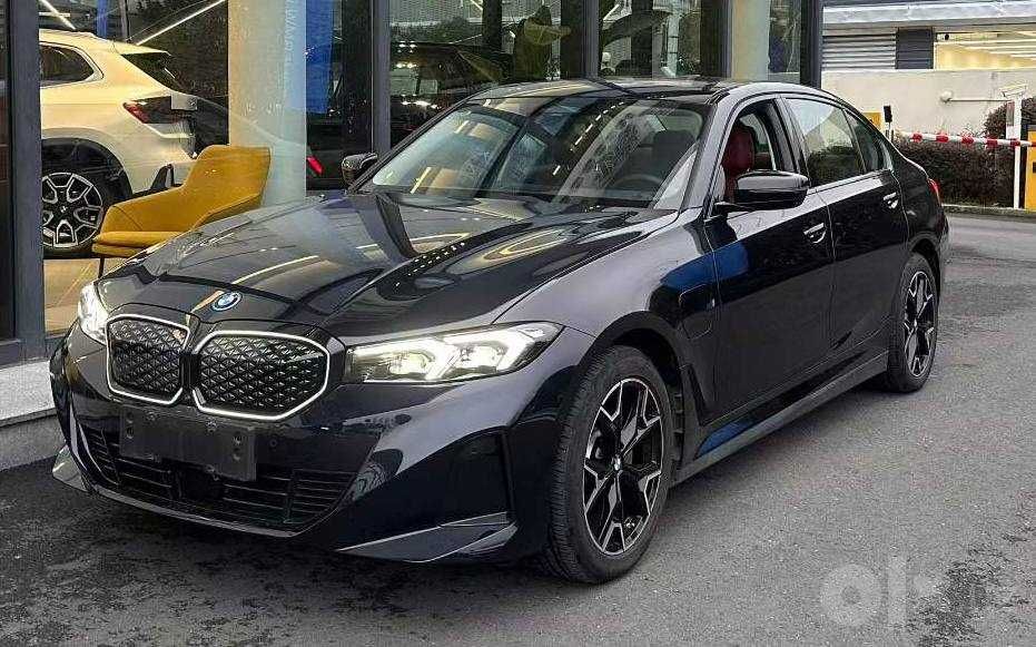 BMW I3 eDRIVE  40L shadow edition (black)