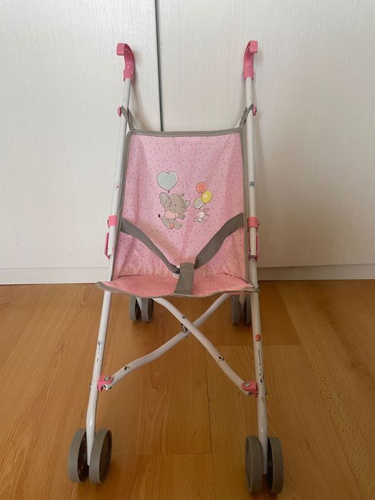 Продавам играчка количка за кукли