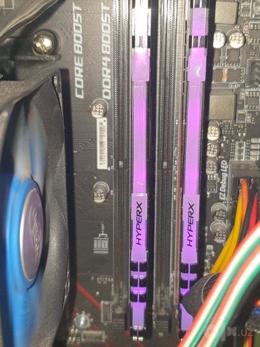 С ПК: r5 2600, Gtx 1650D6, 16gb3200, 256+500gb