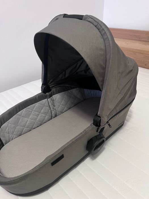 Easywalker Harvey 3 + зимен чувал, 2 бр адаптери, всички аксесоари