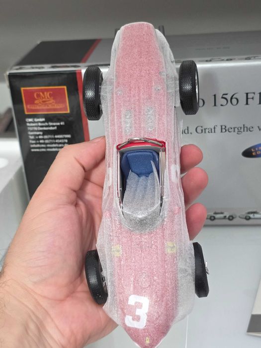 Macheta Auto 1/18 CMC Ferrari Dino 156 F1 Sharnose GP Deutschland Graf Berghe