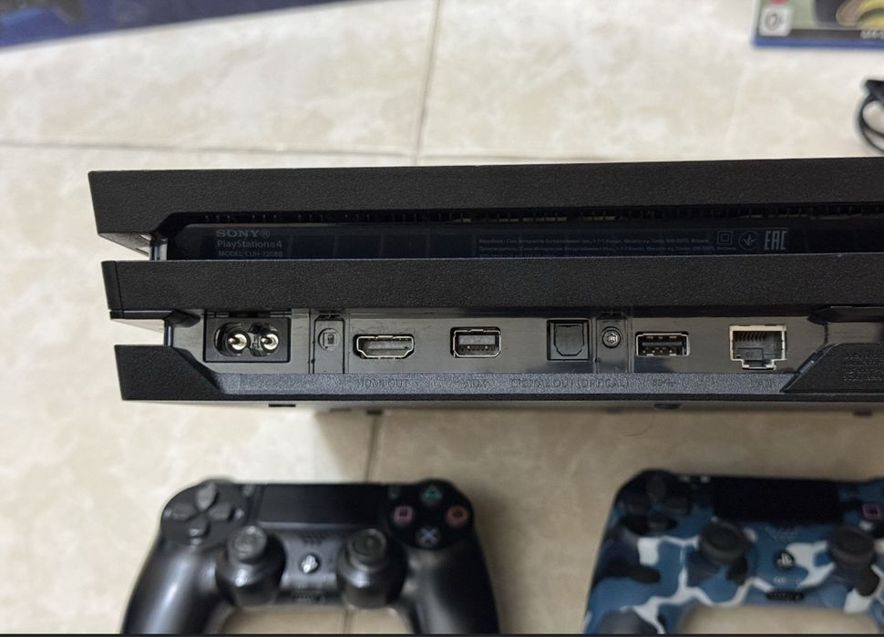 Playstation 4 pro 1 тб