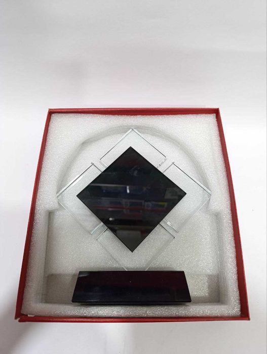 Элитные подарки награды статуэтки сувениры, подарки для директор