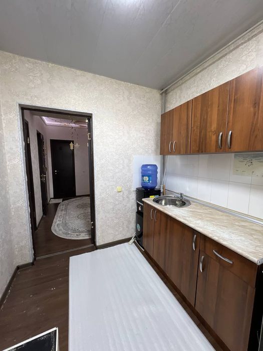 2/1/3 сотилади Срочно