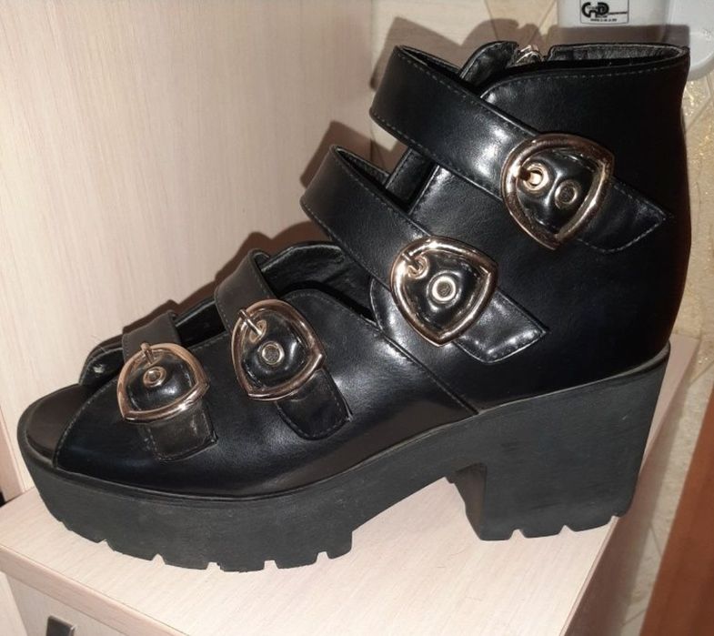 Женская обувь, лето весна