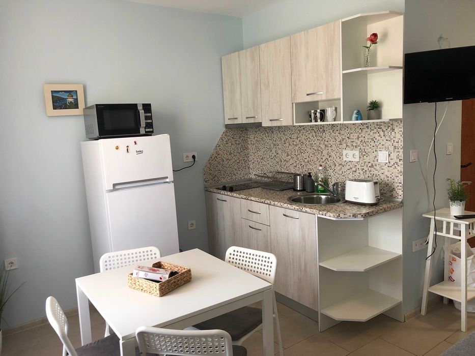 На море в Созопол и Къмпинг Градина