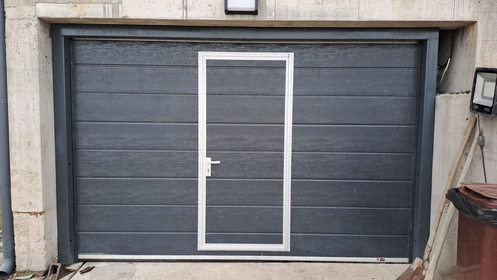 Usa de garaj,  uși secționale , usi tip rulou,  usa industriala