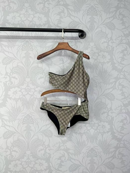 Бански alaia gucci balenciaga chanel