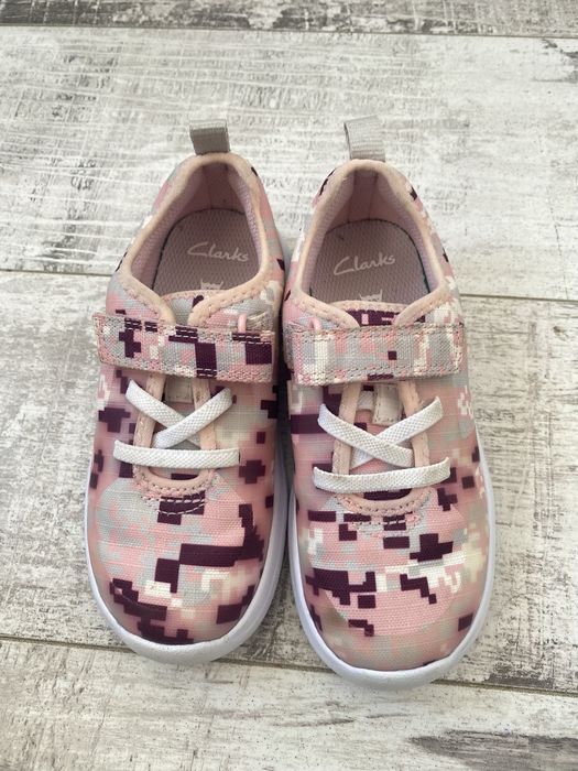 Детски обувки Clarks ATH Flux T