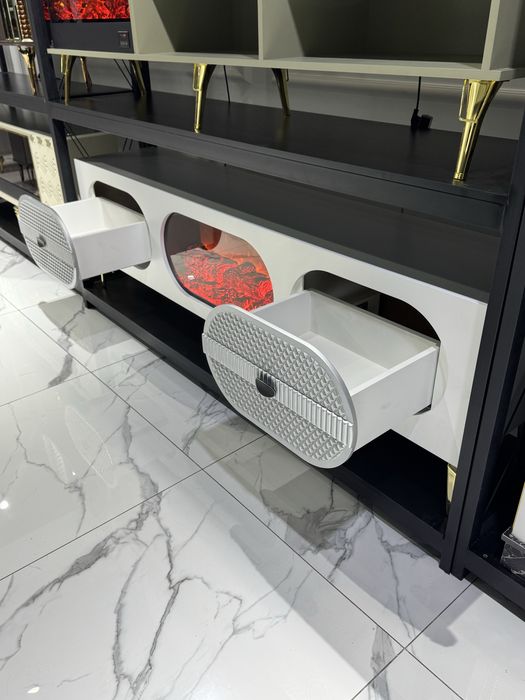 Электрокамины под ТВ