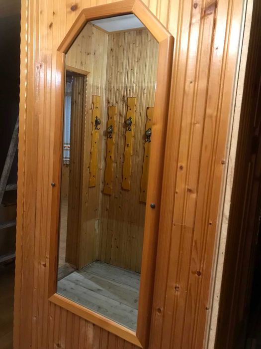 Продавам чамови мебели