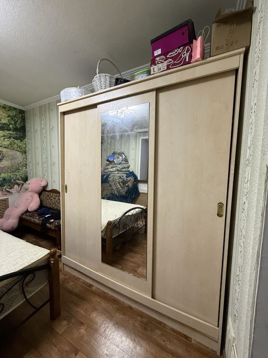 Продам шкаф купе