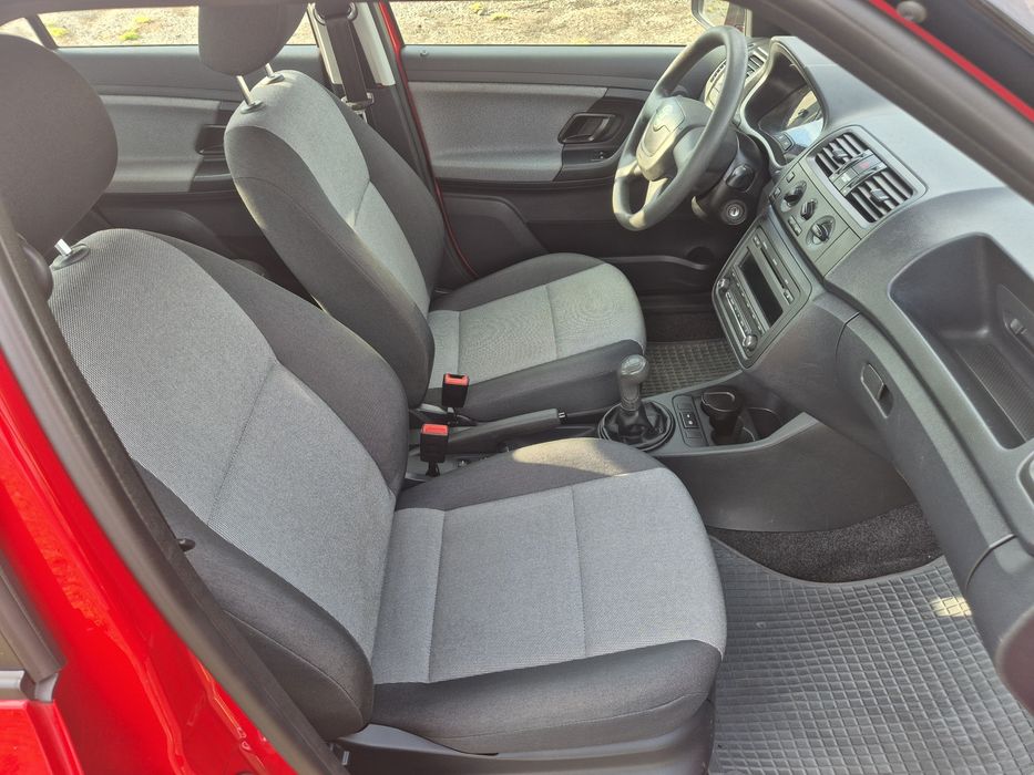 Skoda Fabia 1.2 benzina 86 cp 2011
