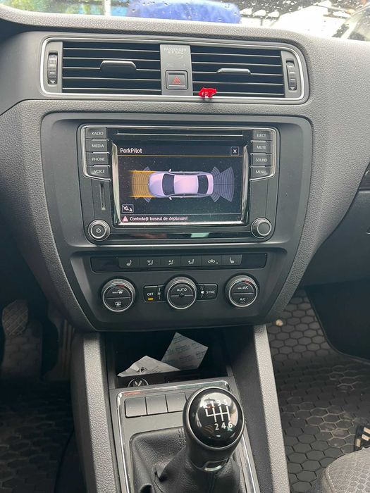 Vw Jetta 2017 Facelift Avariat 1.4 tsi 130.000km deplasabila