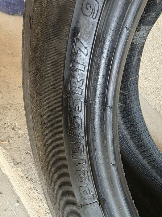 Автошины P 215/55  r 17 . 4 штук