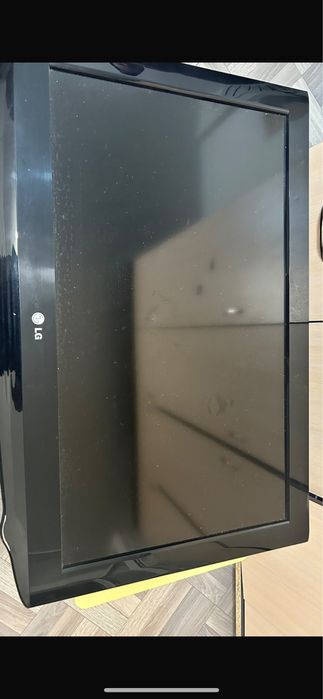 Продам телевизор LG