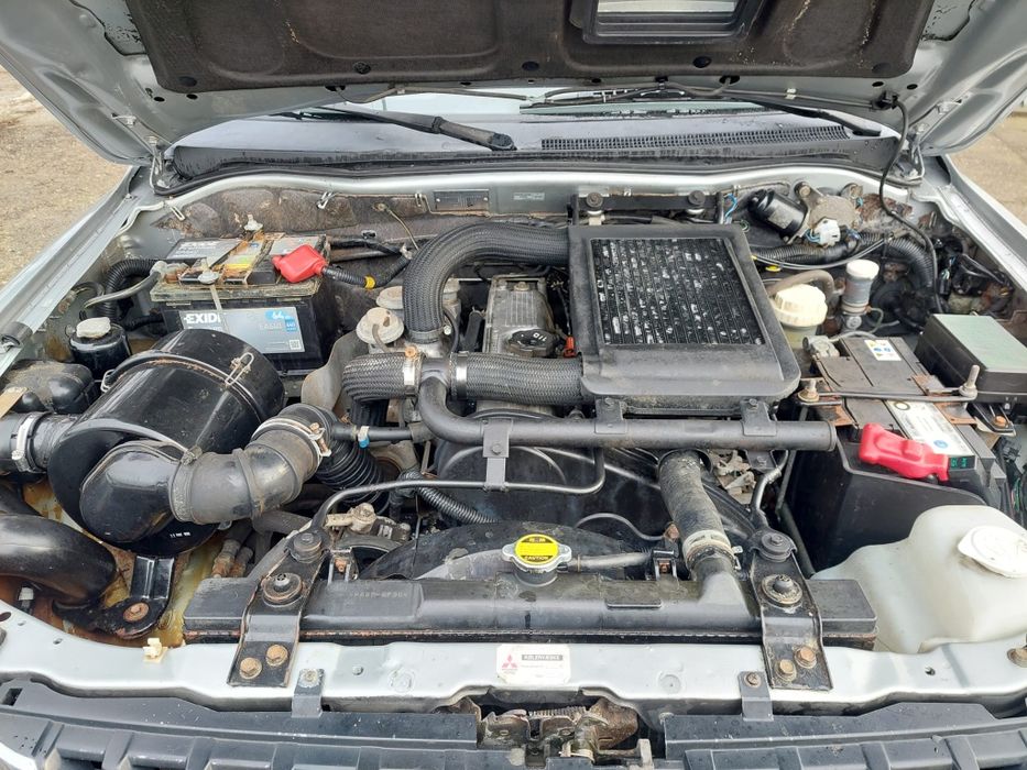 Mitsubishi L200 1999 Bena Lunga Pompa Mecanica