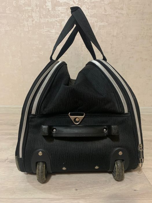 Сумка дорожная на колесиках
