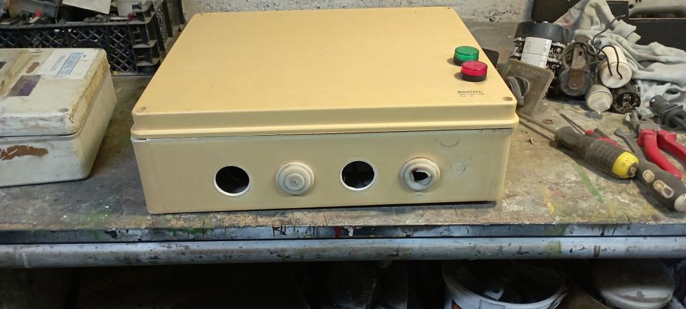 Panou automatizat