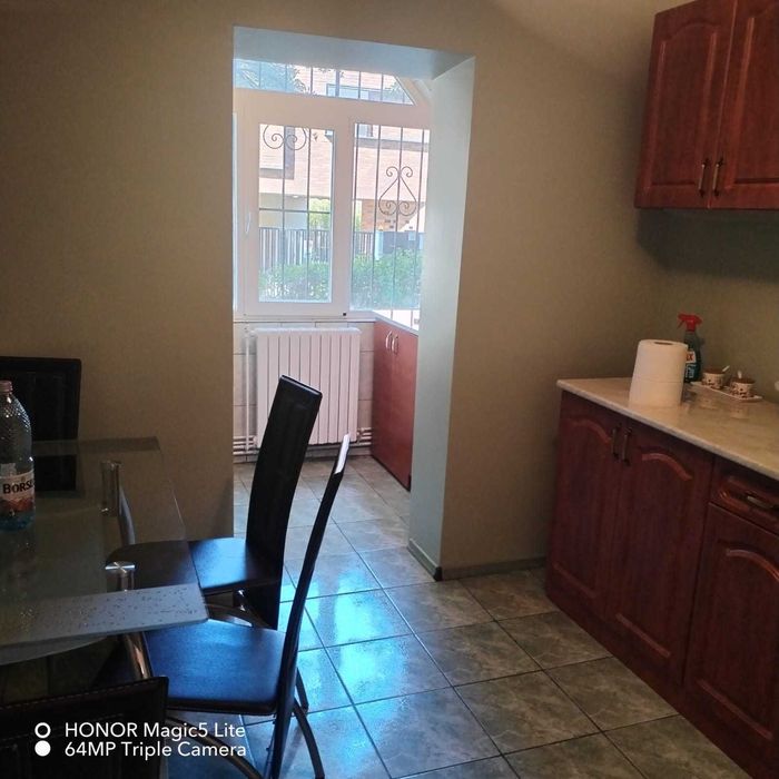 inchiriez apartament 3 camere zona supernova(fosta cora) bratianu