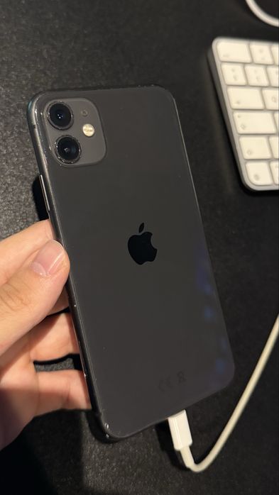 iphone 11 black 64Gb