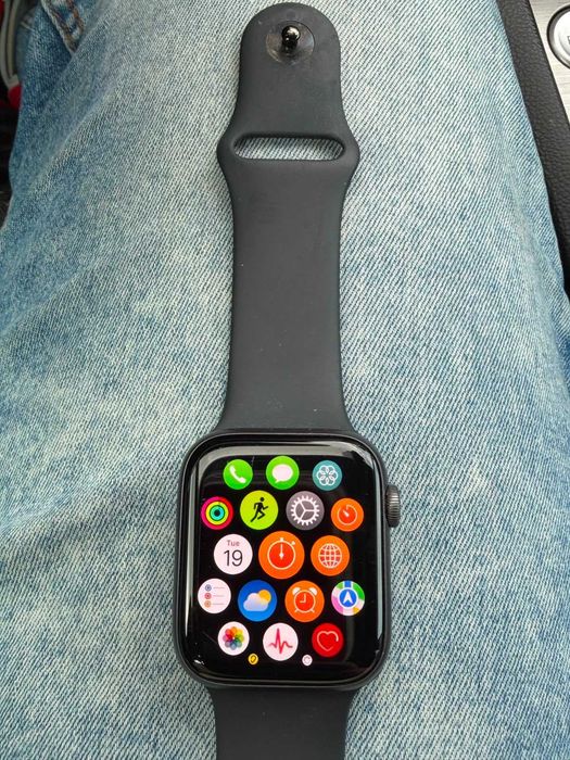 Apple Watch 4 Black, GPS+ Cellular, 99% baterie
