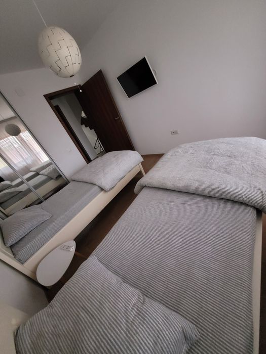 Cazare(închiriere) Vila Vati