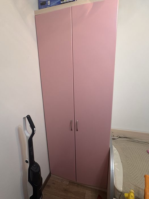 Мебель для девочки в детскую