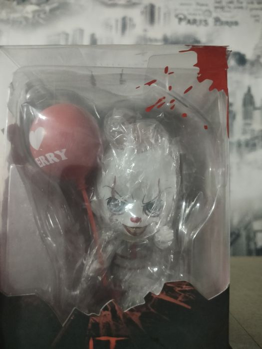 Продам фигурки Марвел и оно