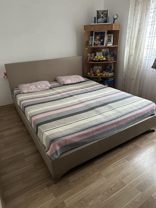 Спалня с матрак и подматрачна рамка 200/160