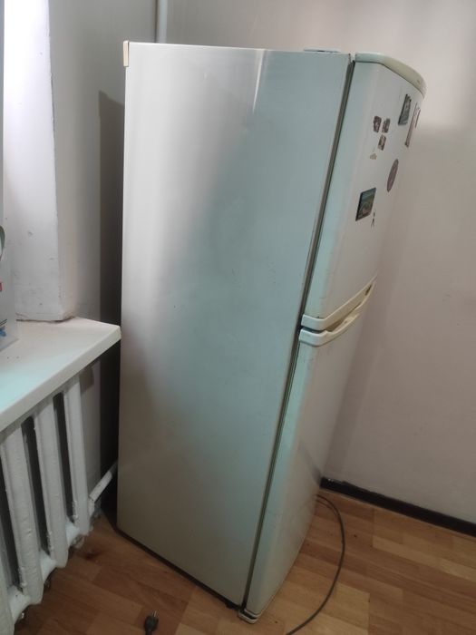 Продам холодильник неработающий