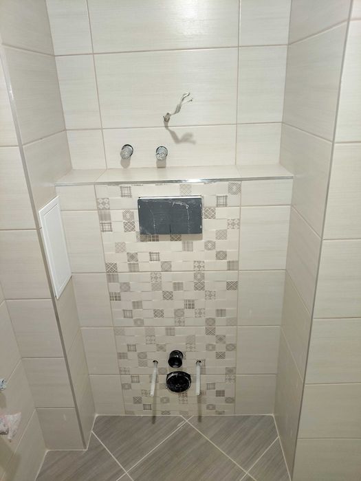 Продавам тристаен апартамент в Погреби,акт 16,партиди ток и вода!