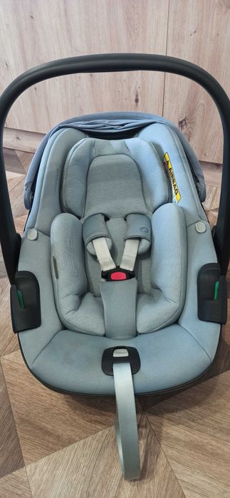 Стол за кола Maxi Cosi Pebble 360