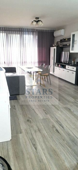 Дава се под наем Двустаен апартамент в к.к. Св.Св. Константин и Елена - 80 кв.м за 847.62 € - Снимка #2