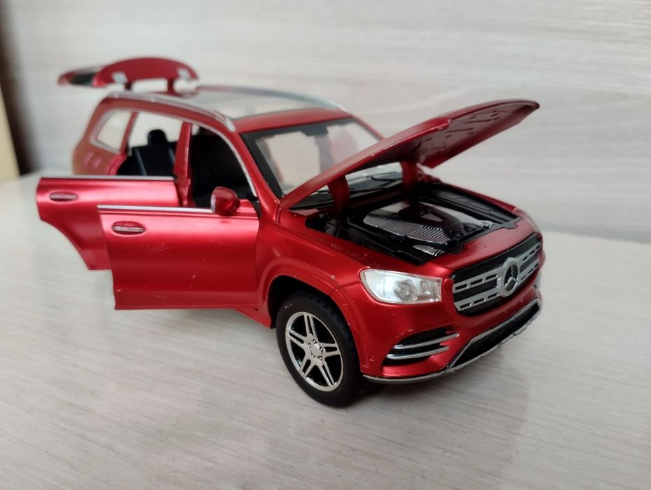 Машинки металлические