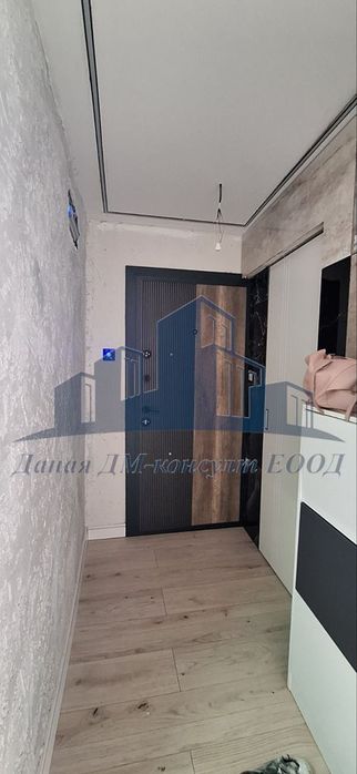 Продава се Тристаен апартамент в Шумен, Добруджански - 87 кв.м за 1553 €/кв.м - Снимка #5
