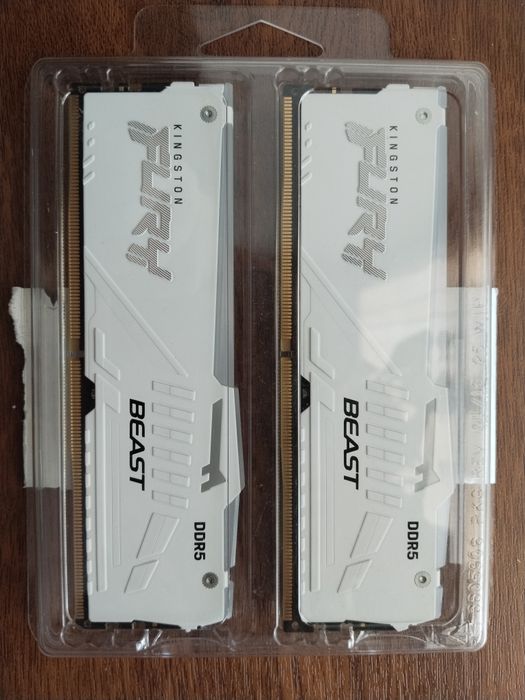 Оперативная память Kingston FURY Beast AMD RGB DDR5 64 ГБ (2×32 ГБ)