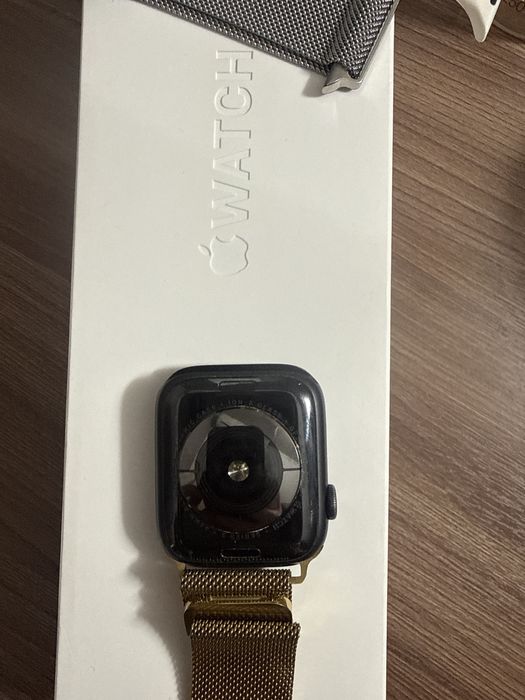 Apple Whatch часы