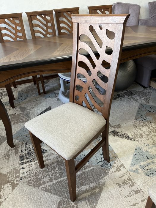 Продаю раздвижной стол