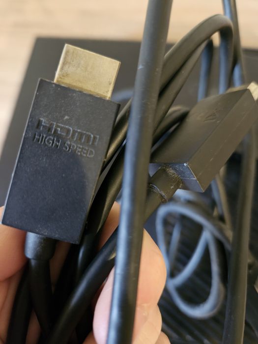 Xbox one negru cu cablu HDMI