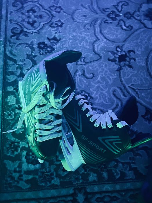 Продается коньки