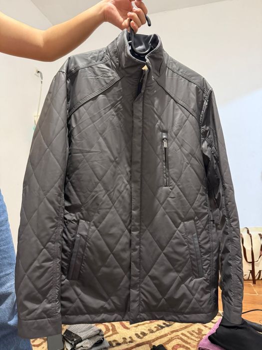 Продается мужская куртка