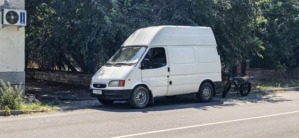 Ford Transit 2.5 къс и висок , готов за работа